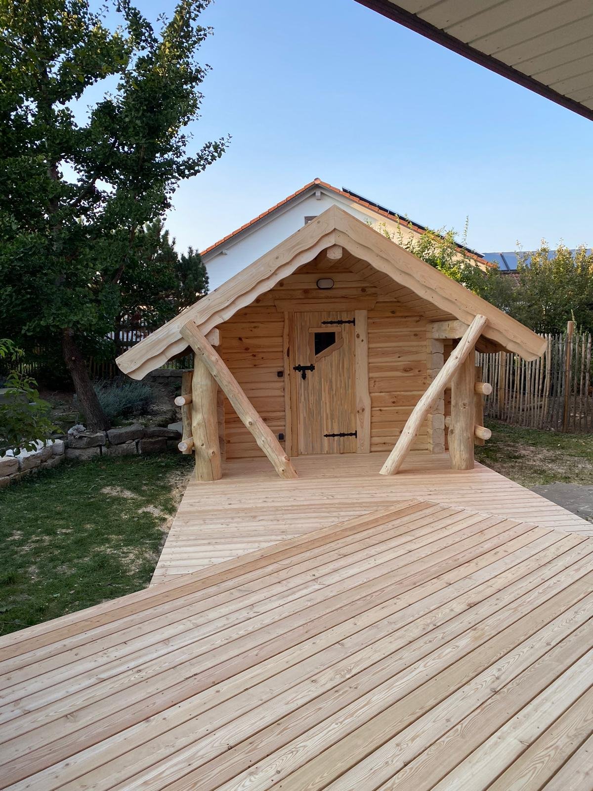 TimberTeam square-log timber house