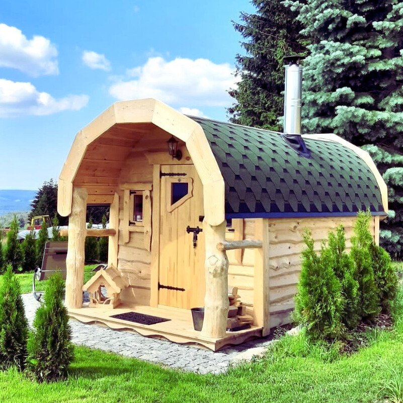 TimberTeam hobbit-style outdoor sauna made from natural timber